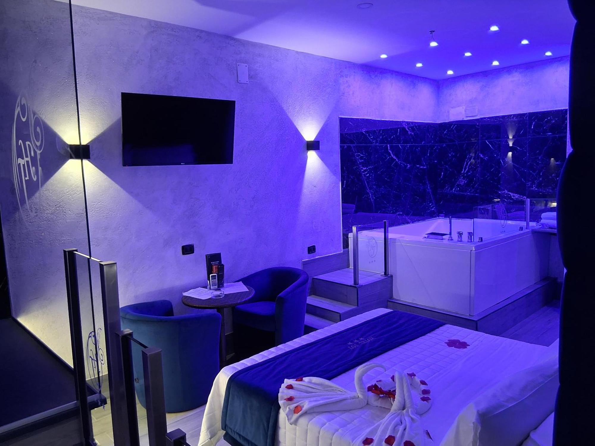 Hotel Joy Castel Volturno Exterior photo