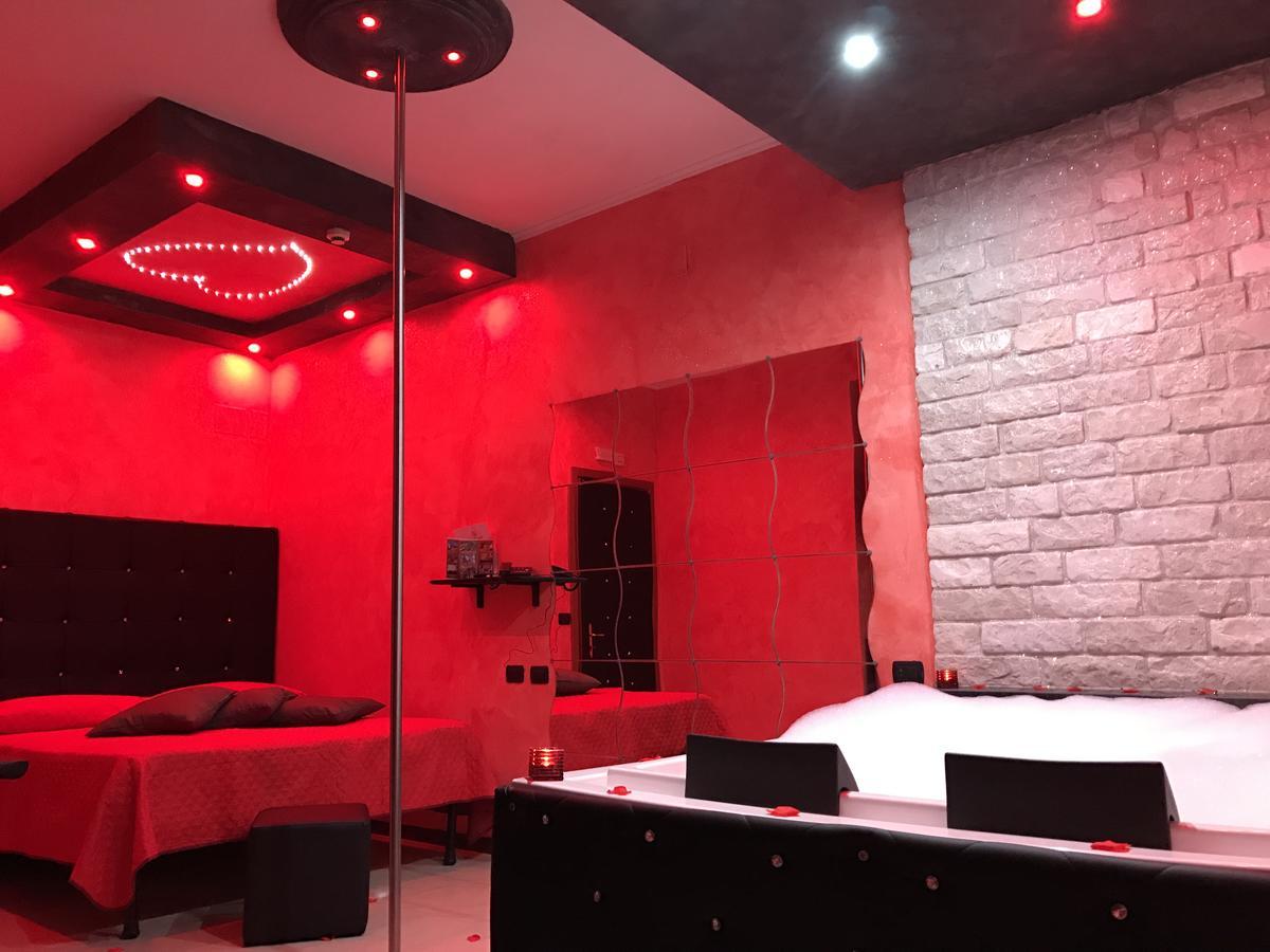 Hotel Joy Castel Volturno Exterior photo