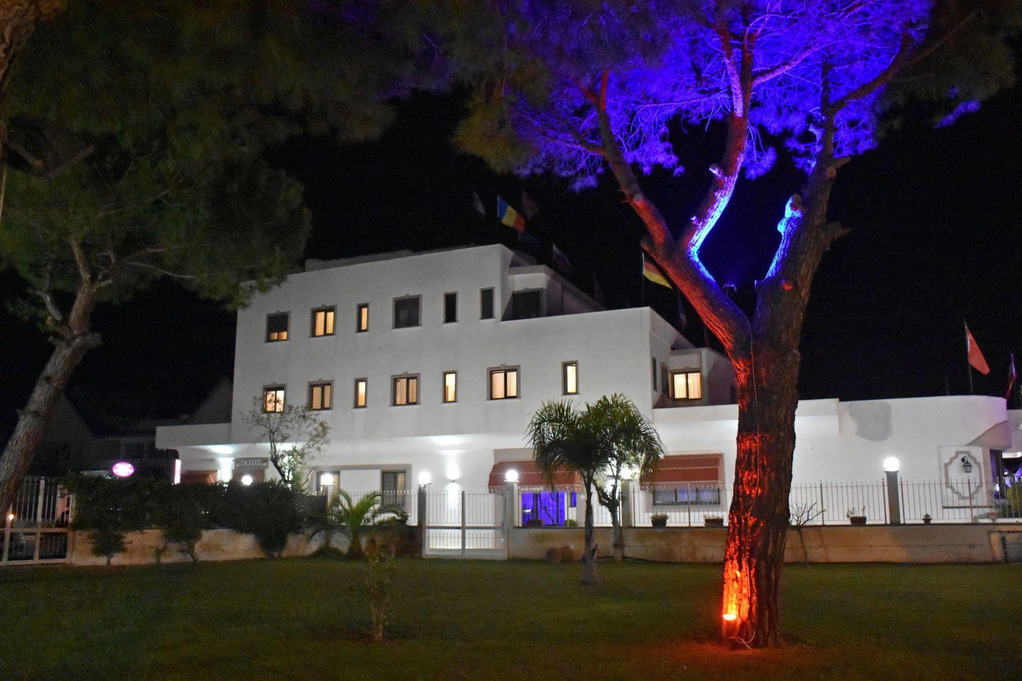 Hotel Joy Castel Volturno Exterior photo