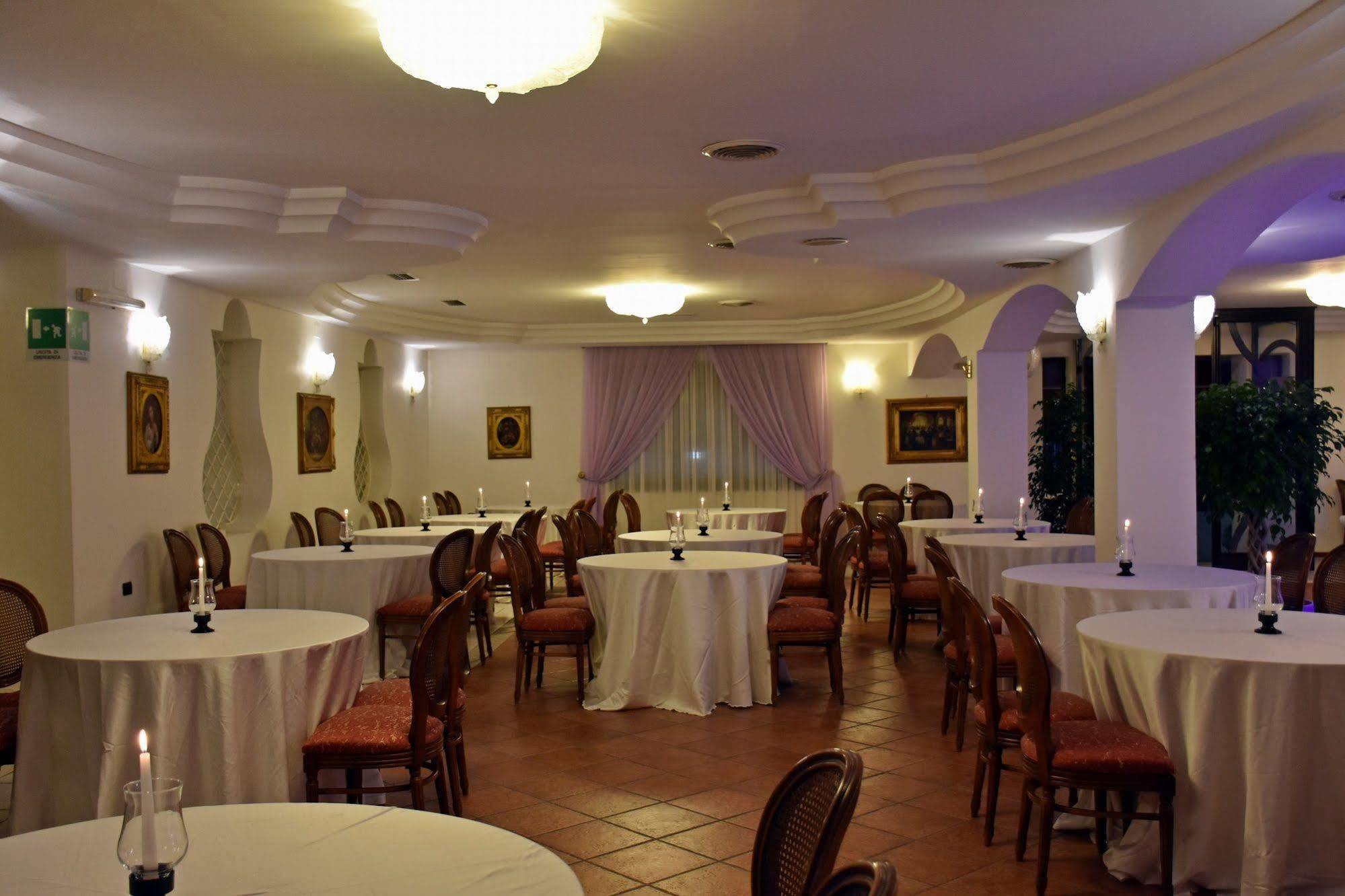 Hotel Joy Castel Volturno Exterior photo